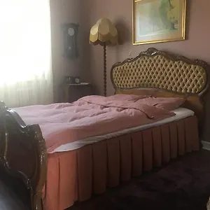 Cosy B&b-well Located- Directly At Globen Ericsson * Stockholm