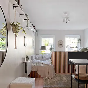 Beachside Junior - 16min From Centre Stockholm