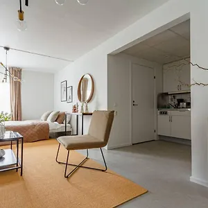 Cheap On Hip Soedermalm - Construction Work Apartment *