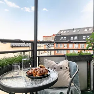 Apartment Location & Large In Soedermalm *