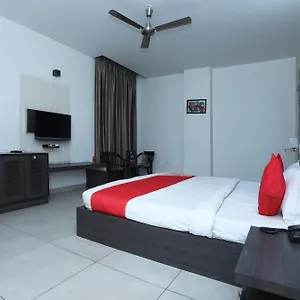 Отель Collection O Laj Regency 3*