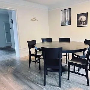 Spacious Flat For Large Group * Stoccolma