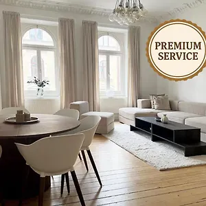 Apartment Laegenhet I Centrala