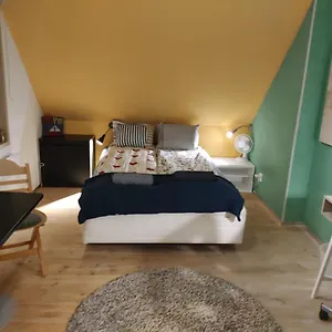 Pink House Room#1
