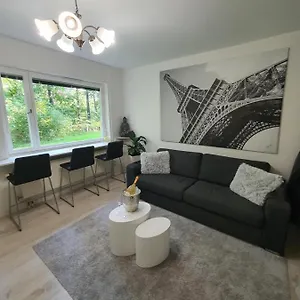 Apartment Close To The Metro And The Beach!!! With A View Of The Scandinavian Forest *
