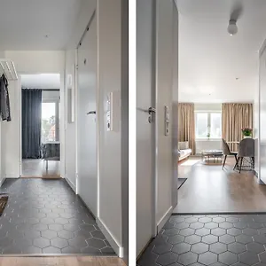 Apartment 2 Bedroom Cozy In Bromma *