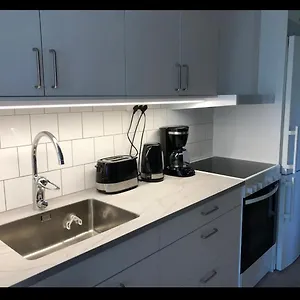 Apartment Fint Och Fraesch Laegenhet Stockholm