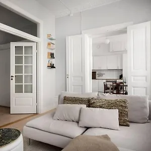 Apartment Heart Of Soedermalm Walk To Everything - 2bed *